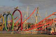 Olympia Looping  (&copy;Foto: Martin Schmitz)